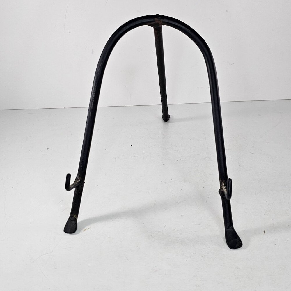 Black Metal Display Easel Stand For Plates Bowls & Frames - Picture 2 of 8
